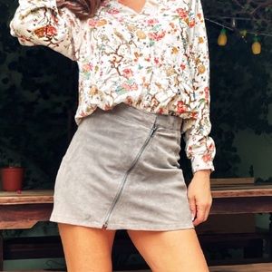 BÉBÉ grey little skirt